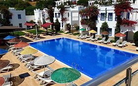 Paradise Apart Hotel